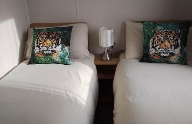 3 Bed, Sleeps 8 Caravan, California Cliffs Park - Foto 3