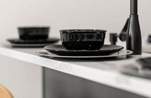 NYC Access 4BR Duplex Sleeps 10, Free Parking - Foto 17