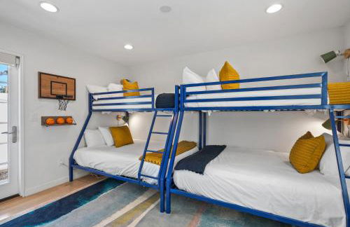 Birdrock Paradise w Private Pool& Spa, AC, fast WiFi & Yard! - Foto 25