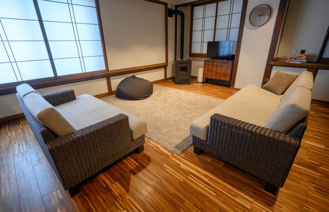 Tanuki Luxury Apartments - Photo 8