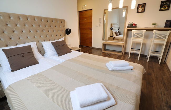 All Seasons Residence - Photo 8