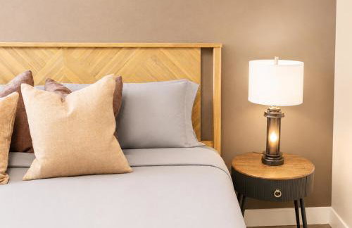 Resort-Style APT with Pool, Gym & Parking 10min to Disneyland - Foto 47