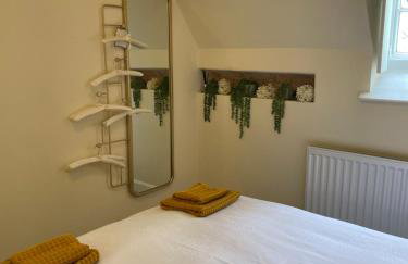 The Lodge - Photo 18