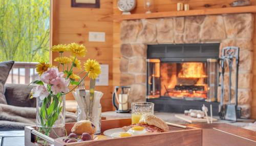 Massive Log Chalet with Hot Tub - Foto 5