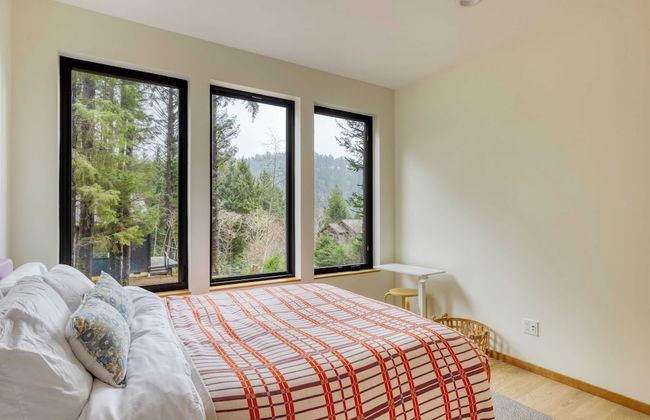 Rustic Arch Cape Getaway w/ Vibrant Interior Walk to the Beach Cape Wonder - Foto 23