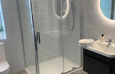 Victorian Seafront House - Photo 13