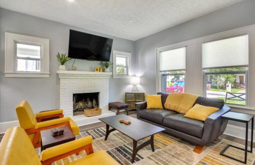 High Point Vacation Rental with Private Deck and Yard! - Foto 3