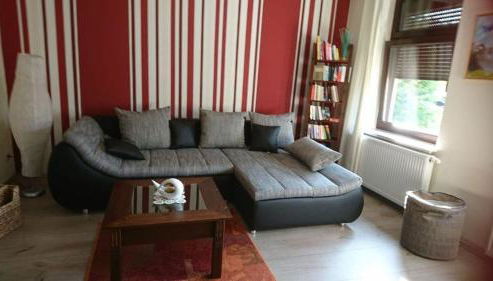 Hansis Lodge - Photo 3