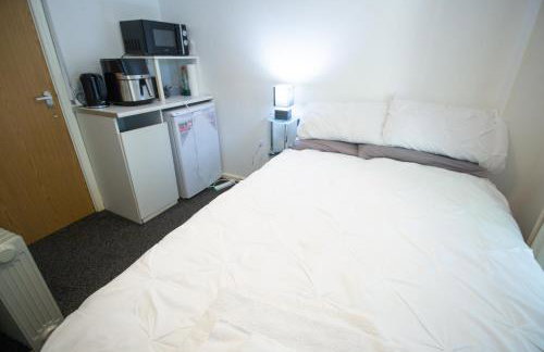 Close to City Centre 3-Bed Townhouse, Sleeps 7, Free Parking, Great Transport Links - Foto 17