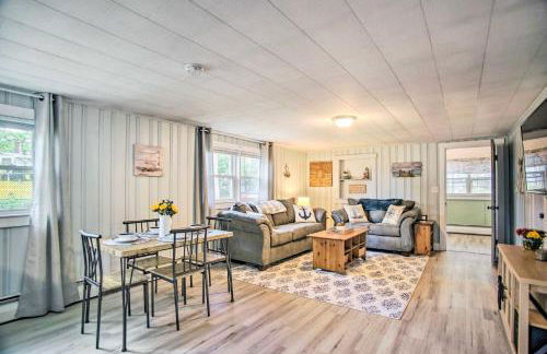 Coastal Comfort Near the Bay! Buttermilk Cottage - Foto 1