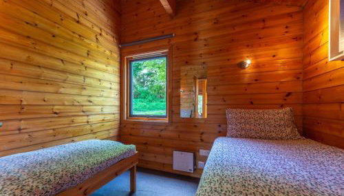 Chalet Lodge 2 - Hot Tub by Interhome - Foto 5