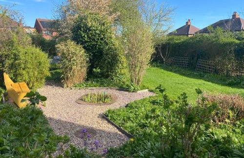 Tiny home OR Chalet - with toilet & shower room in separate outbuilding - Foto 8