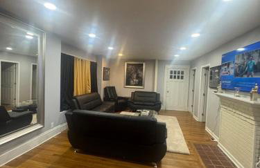 Newly Renovated Single Family Home - Foto 63