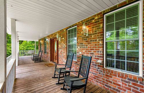 15 Minutes to Asheville! Spacious 7BR Luxury Home | Pool | Hot Tub | Game Room - Foto 20