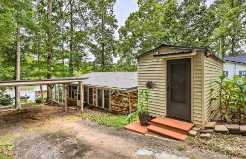 Eatonton Getaway on Lake Sinclair with Dock! - Foto 29