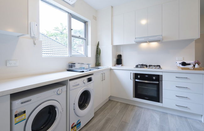 Lotus Stay Manly Apartment 29B - Photo 8