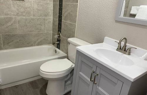 1 Bedroom wBalcony near UNM, Nob Hill downtown - Foto 6