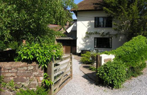 Duddings Country Cottages - Photo 33