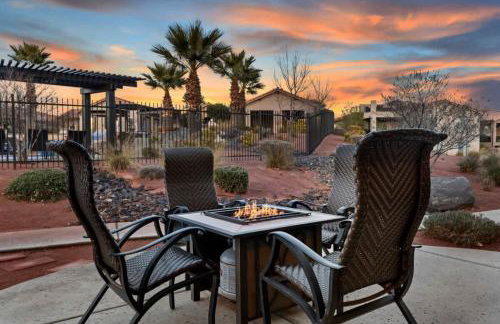 33| Poolside Retreat in St George with 3 Deck Views - Foto 5