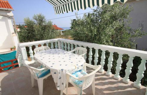 Apartments by the sea Ugljan - 8304 - Foto 26