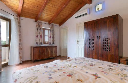 Mediterrane Villa mit privatem Salzwasserpool, Babybett, Whirlpool, Tischtennis, Spielplatz - Foto 25
