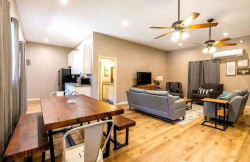 Lakefront 3BR with Bunkhouse and Kayaks, Rowboat Included - Foto 8