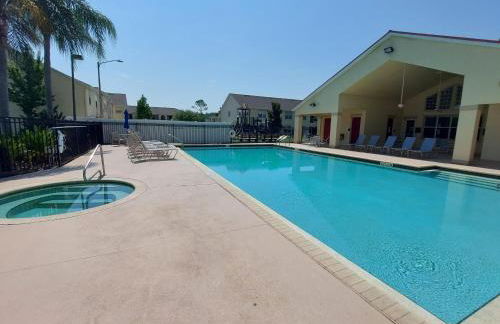 Amazing 3/2 Condo, Gated Community at Club Cortile!! - Foto 54