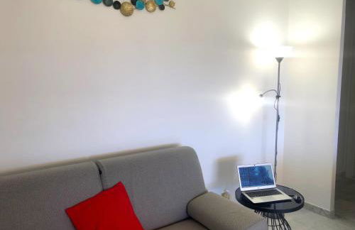 Oasis Méditerranéen Piscine & Parking Calme absolu - Photo 20