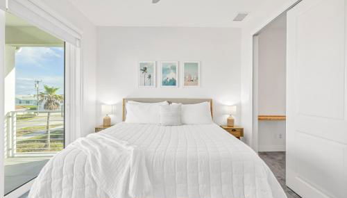 Ponce Inlet Surf Villa- Steps to beach with pool and spa! - Foto 2