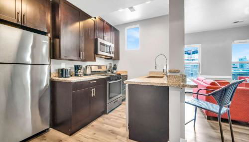 Cle Suites 2BR 1BA 5 min Walk to Cle Clinic Unit 5 - Foto 2