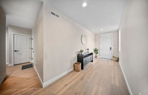 BRAND NEW Scenic Luxury Mountain Retreat - Foto 47