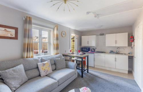 Lesbury Lodge - (a 'bijou residence') with hot tub - Foto 4