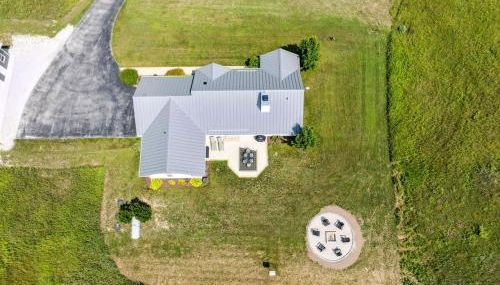 Grove Road Home - Private 5 Acres, Fire Pit, Spacious Retreat, Dog-F - Foto 2