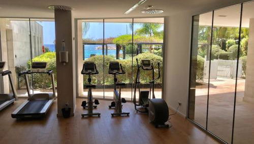 Lujoso Apto con piscina infinita - Photo 4