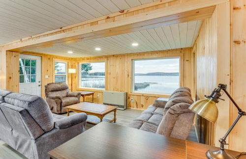 Waterfront Oasis Family Retreat on Long Lake! - Foto 3