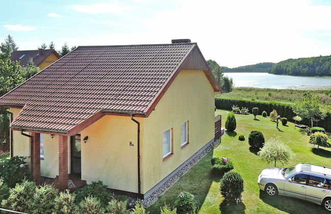 Holiday Home in Kolczewo by the Lake - Photo 1