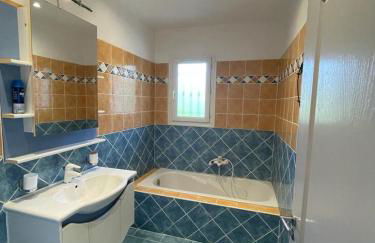 Charmante Villa avec piscine chauffée et terrain de pétanque - Foto 25