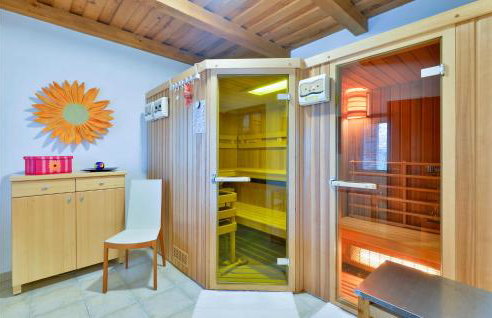 Nice Home In Varazdin Breg With Sauna - Foto 4