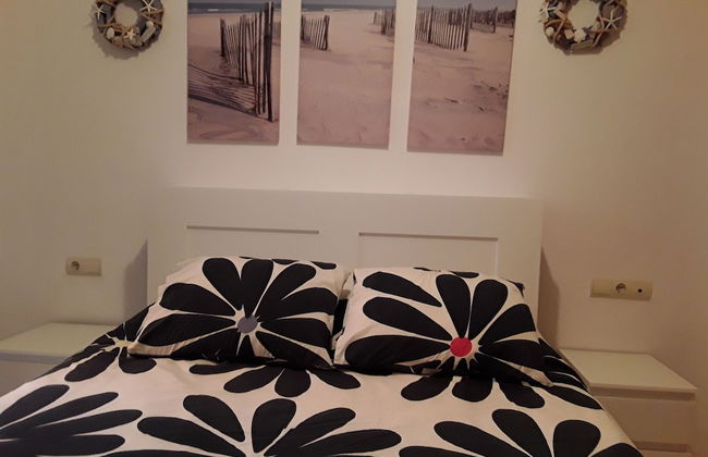 Apartamento en zona de golf y playa - Photo 2