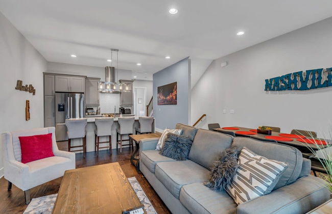 Luxury Townhome With Rooftop Deck Skyline Views - Foto 31