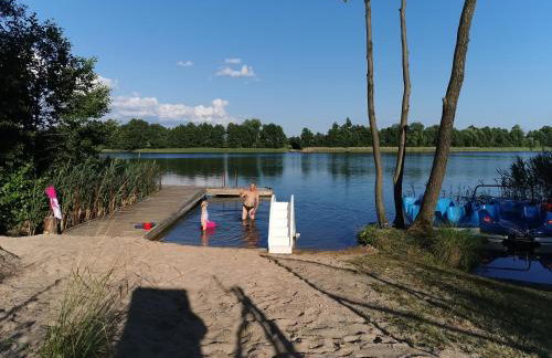 Domki Borowiackie nad brzegiem jeziora - Foto 79