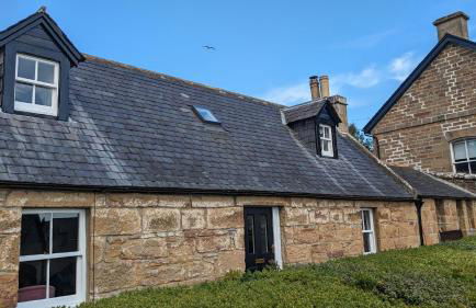Historic character cottage in central Dornoch - Photo 2