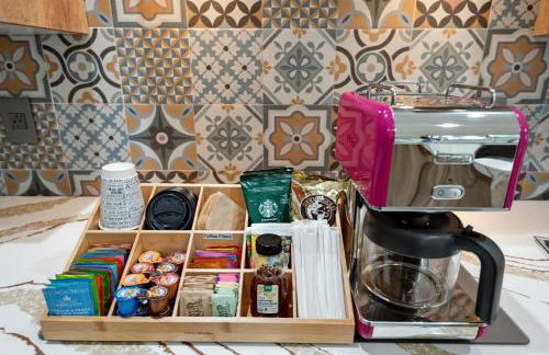 Luxury Modern Waterfront House in BEST Location! King Bed Suite & Close to Beach - Photo 14