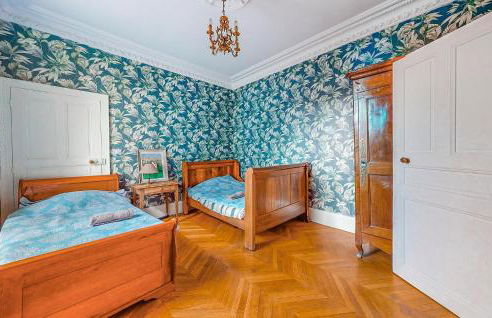 7 Bedroom Lovely Home In Chabris - Foto 19