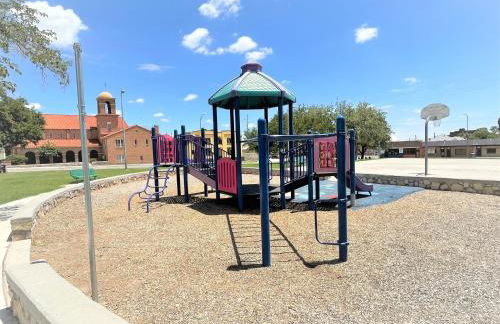 Close to All, Restful Duplex A in Downtown, UTEP, Hospitals - Foto 4