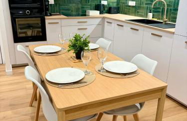 Le salon des voyageurs - Au Cœur de DOLE - Parking GRATUIT à proximité - Foto 5