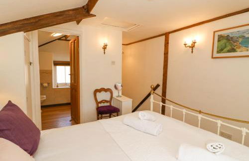 Tiddlers Cottage - Photo 19