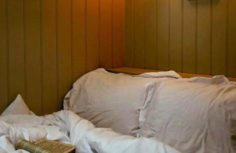 The Laundry Room Romantic cabin, hot tub & views - Photo 4