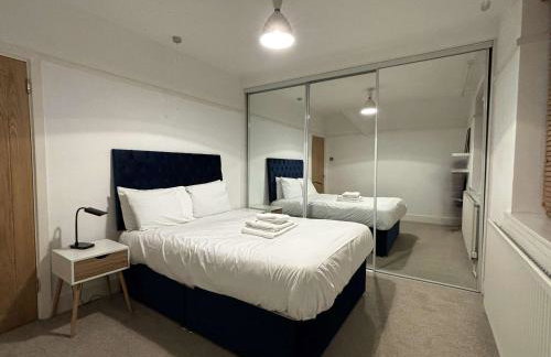 Large Home near Edgbaston Stadium, UOB & QE hospital sleeps 6 - Foto 44