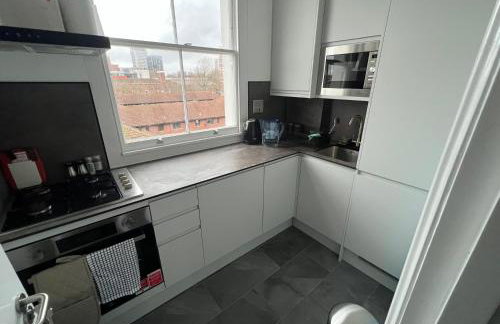 2 Bed Apartment in Central London on 3rd floor - Newly refurbished - No lift - Foto 1